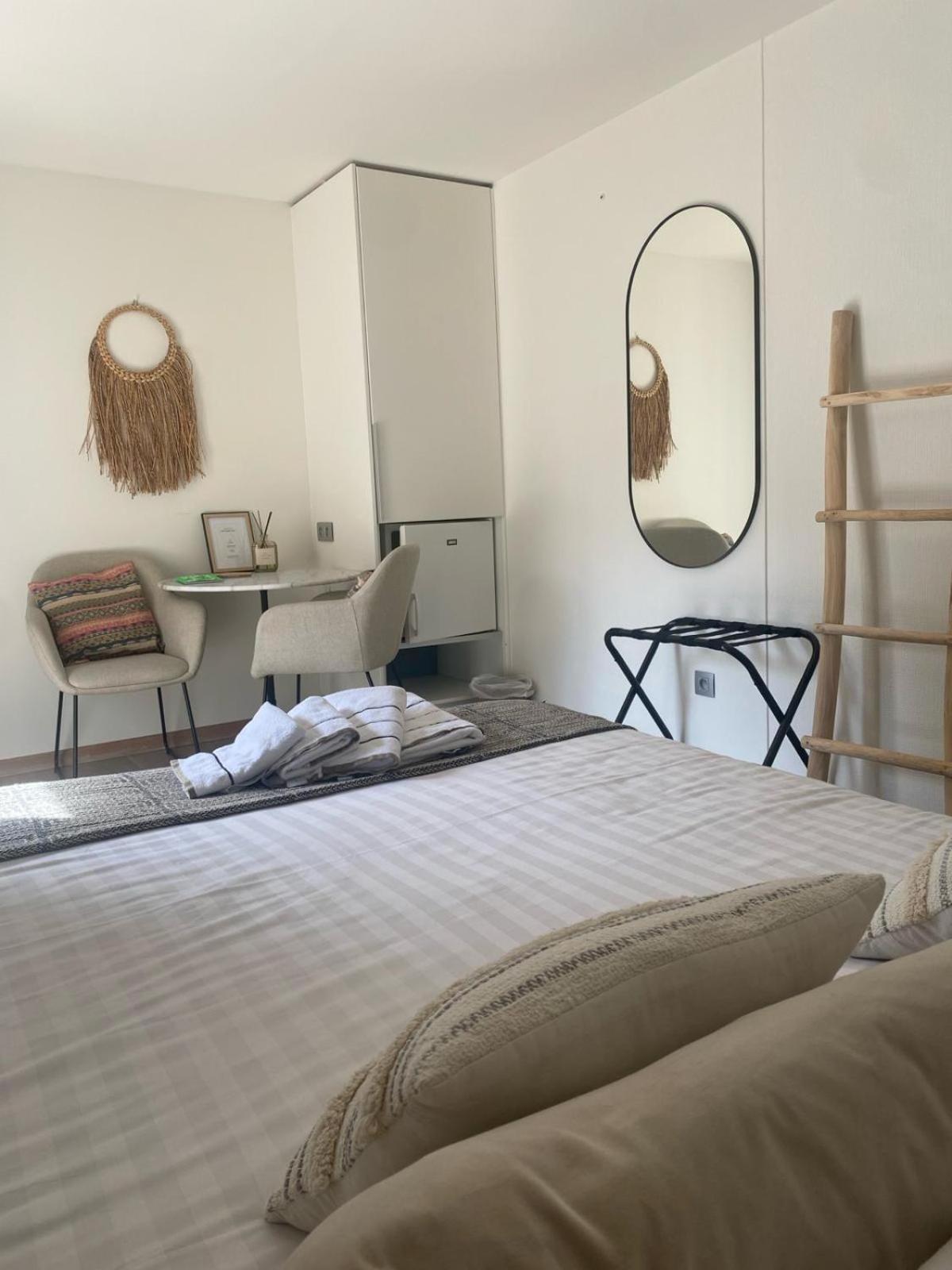 Boutique Hotel Het Zoete Zijn Borgloon Exteriör bild